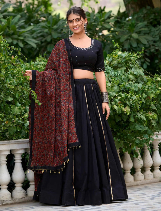 Black Mirror Work Navratri Chaniya Choli With Dupatta