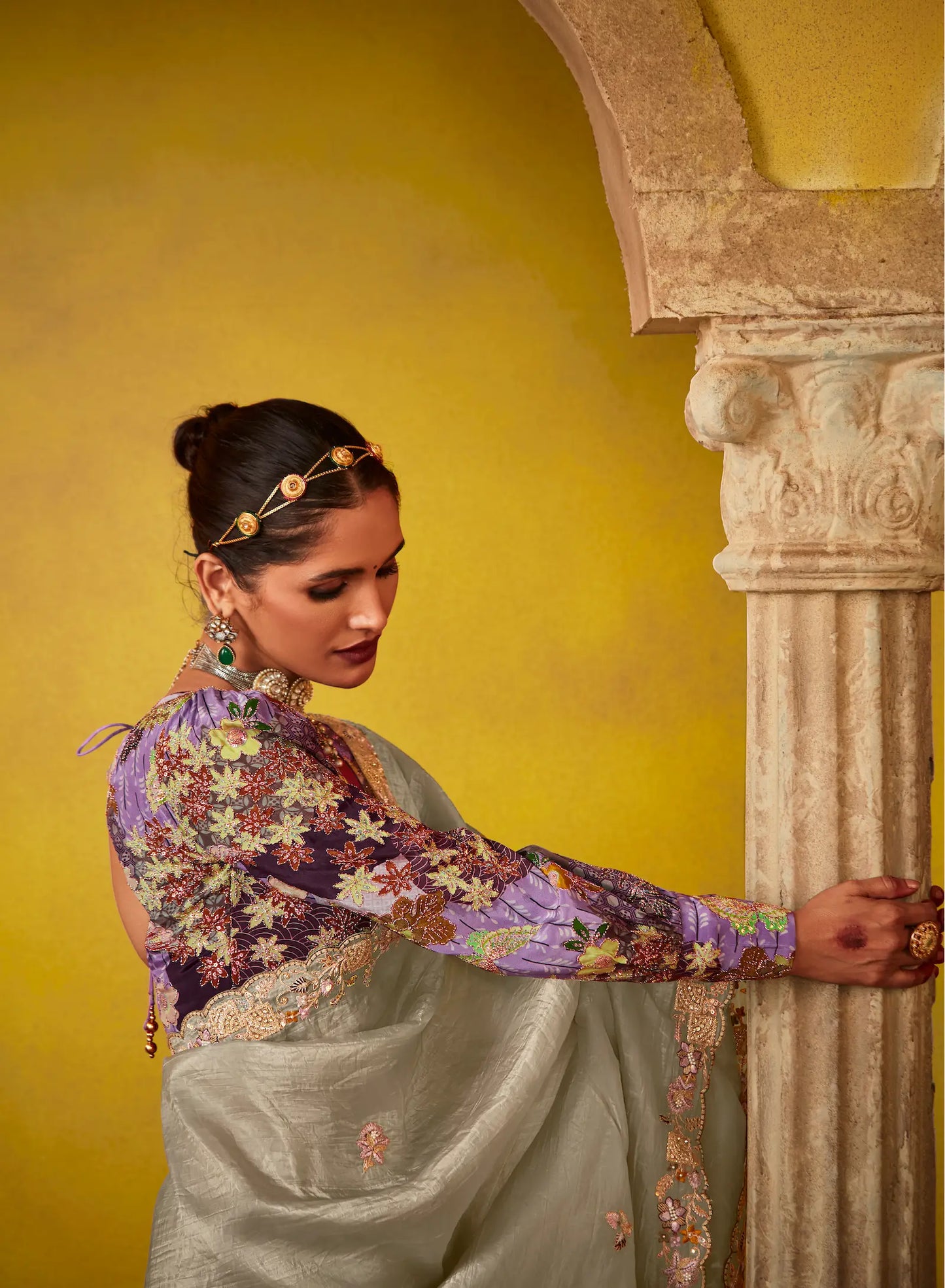 Grey Glass Tissue Saree With Digital Print, Sequence & Thread Embroidery Work