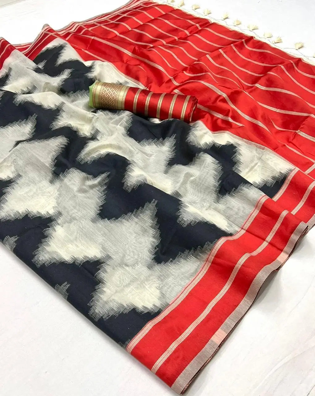 Cream Mal Spun Handwoven Silk Saree