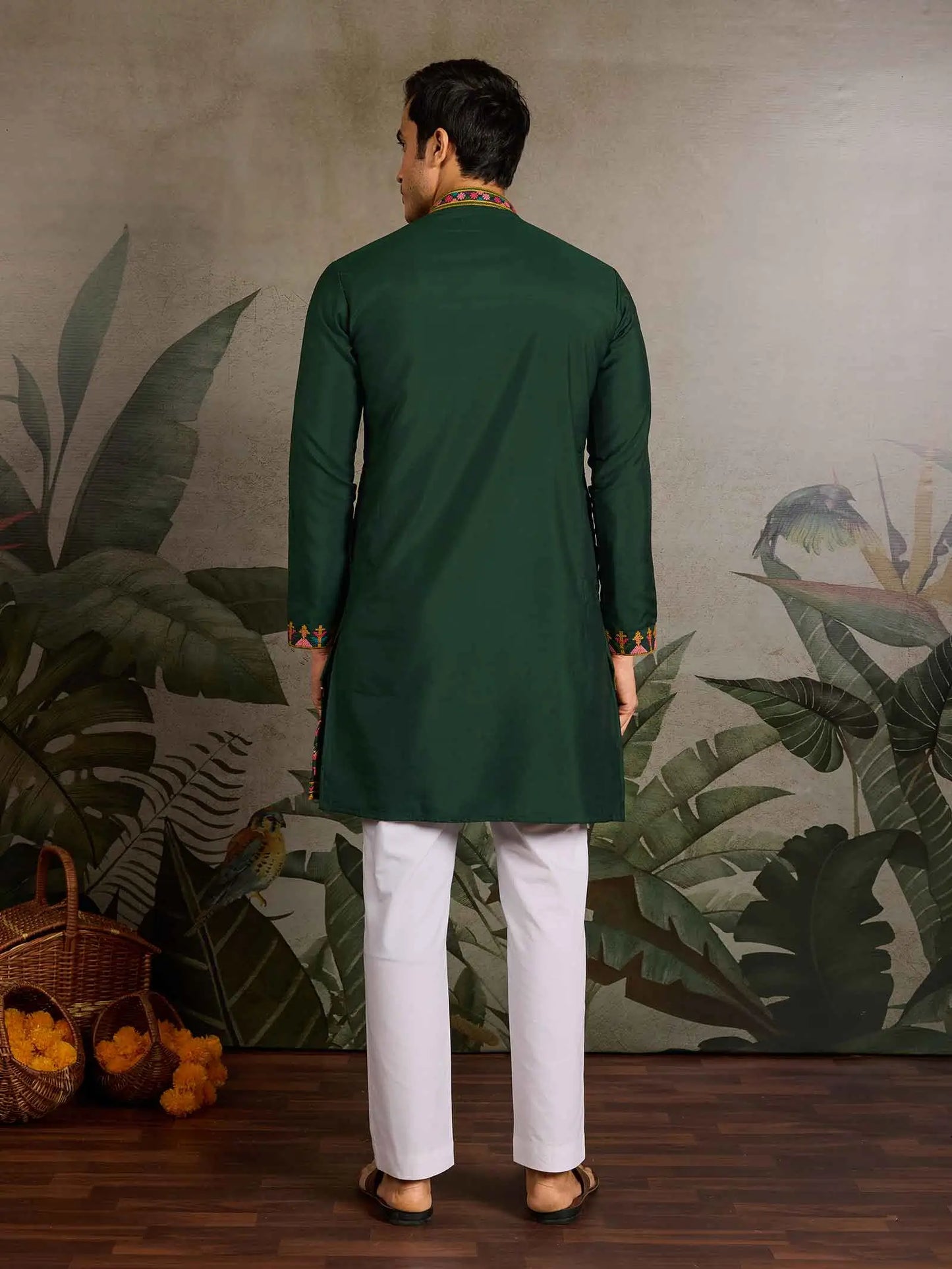 Festive Green Kurta Set with Multi-Thread Embroidery Work