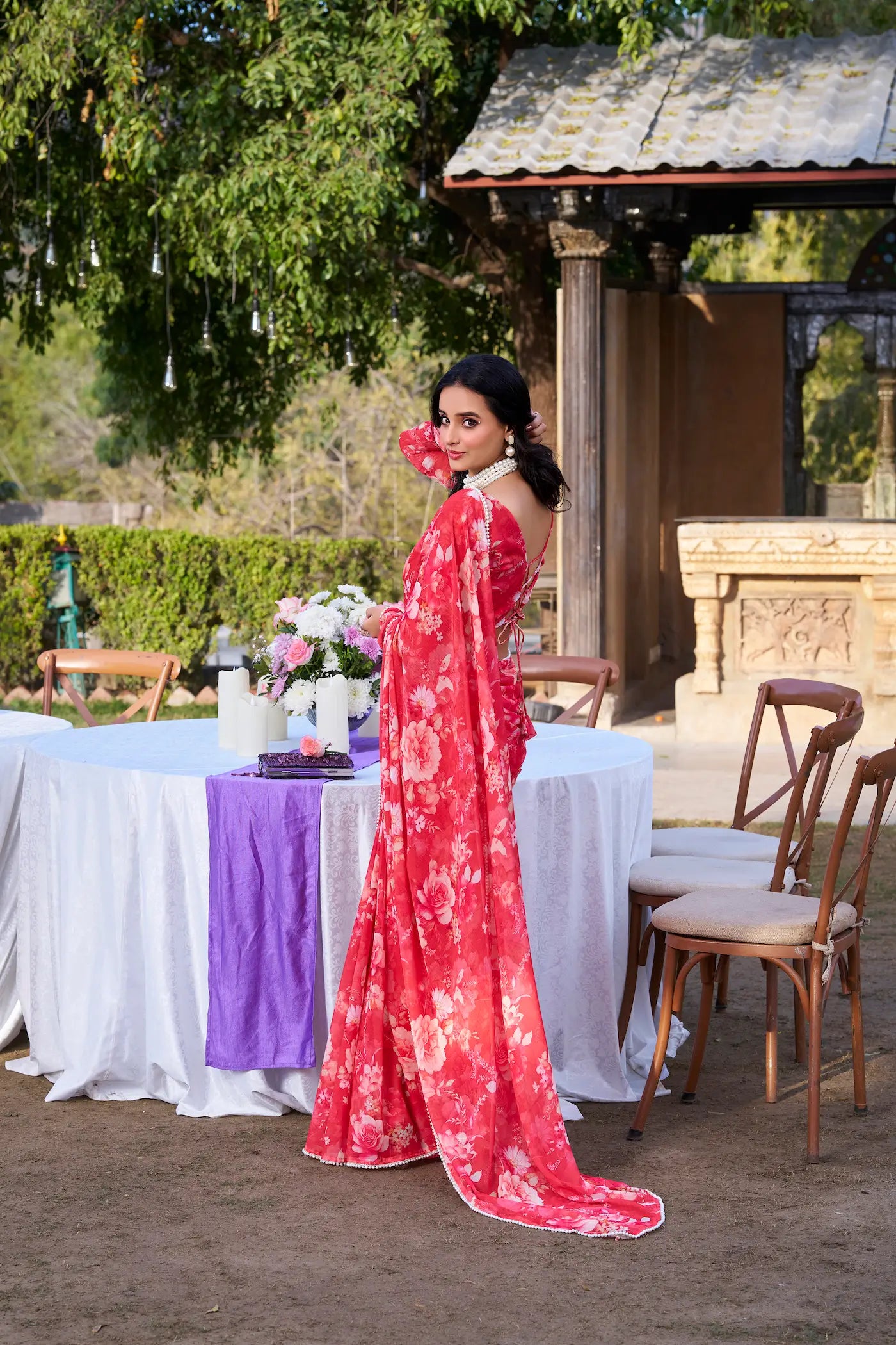 Red Weightless Marbal Saree With Floral Print & Pearl Lace Border