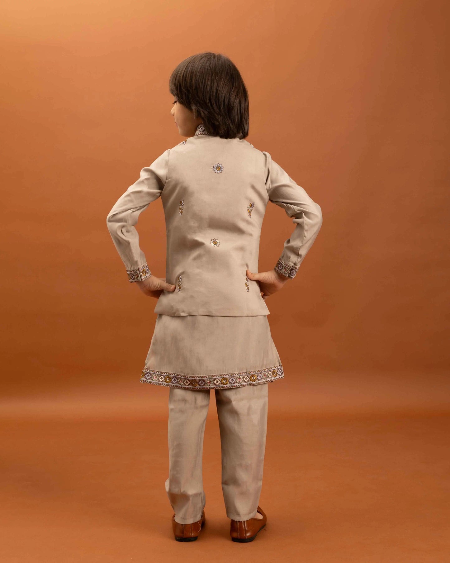 Beige Kurta Set With Thread Sequins Embroidery Work Koti