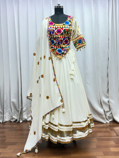 White Navratri Lehenga With Kutchi Work And Mirror Kodi Work Trendy Blouse