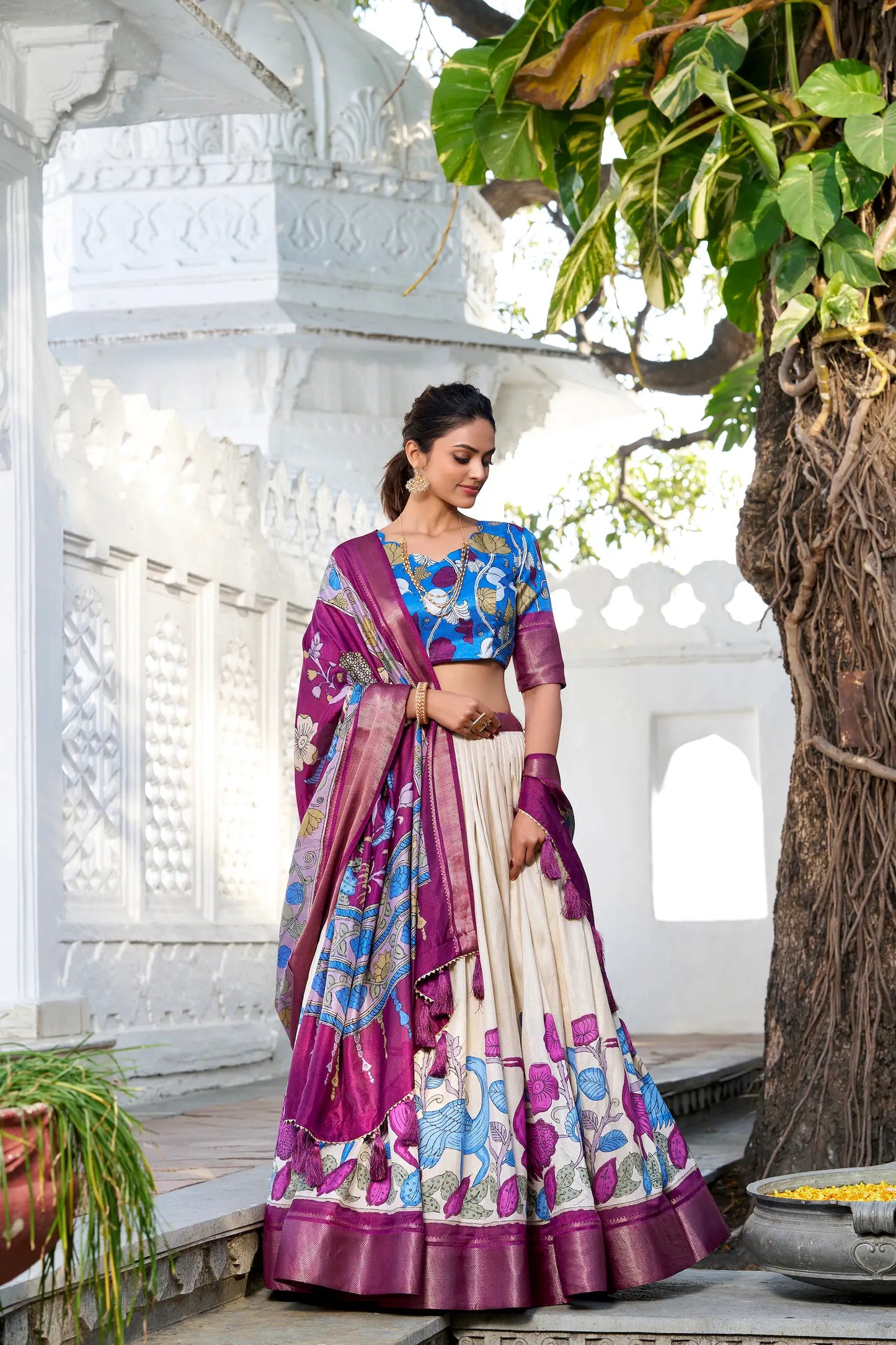 Off White dola Silk Kalamkari Printed Lehenga Choli