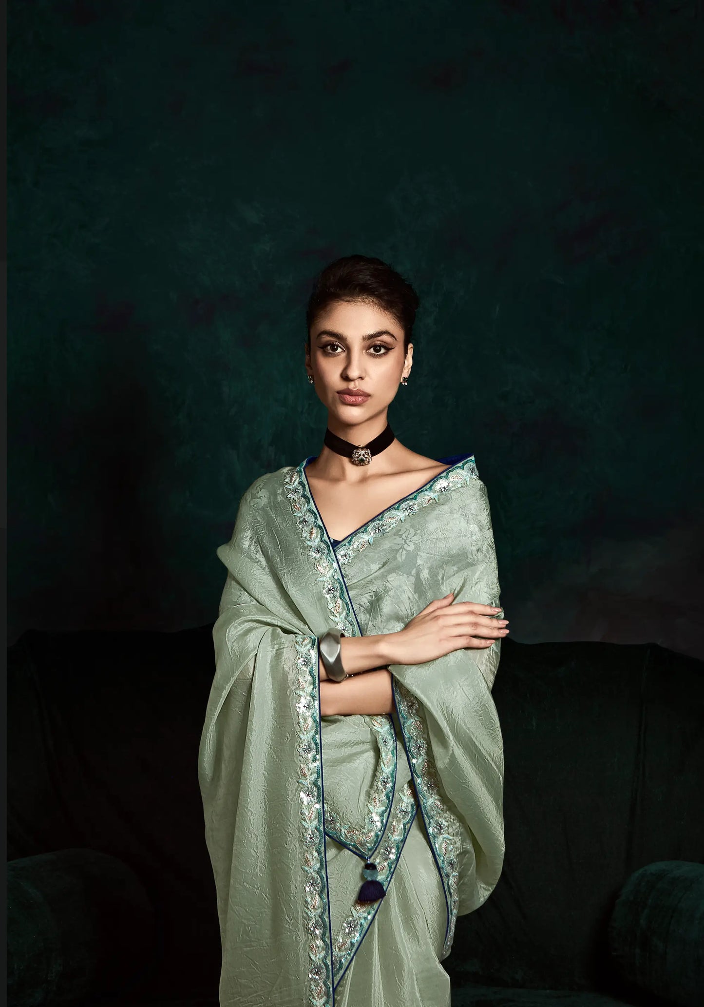 Pastel Grey Glass Organza Saree With Digital Print,  Sequence & Thread Embroidery Work