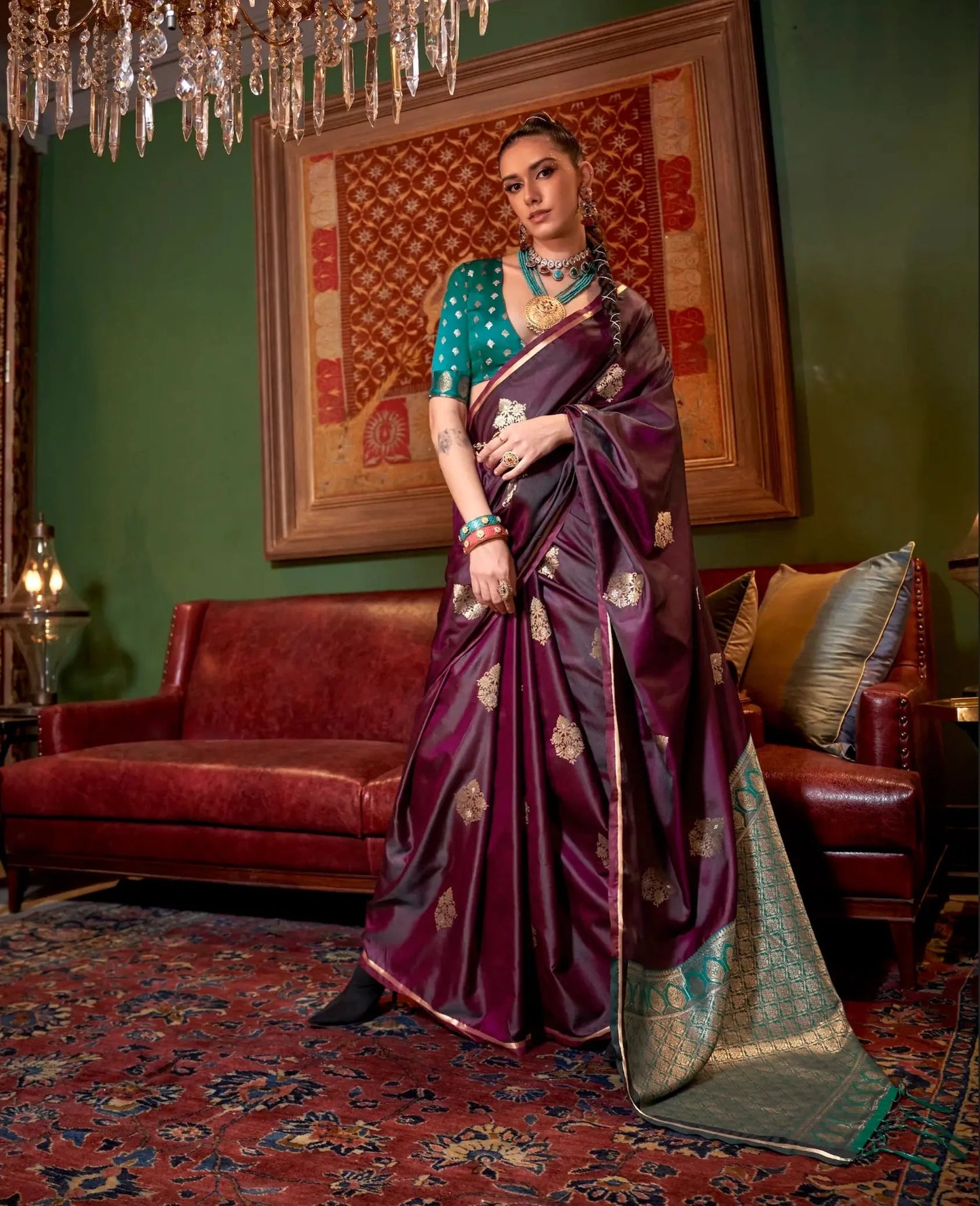 Wine Red Two Tone Satin Handloom Weaving Silk Saree