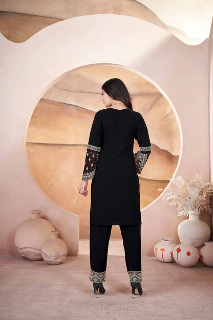 Black Georgette Salwar Suit With Embroidery And Siroski Work