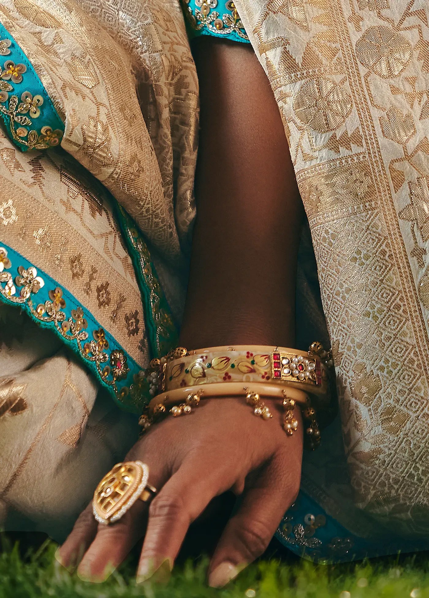 Antique White Dola Silk Saree With Embroidery Work Blouse