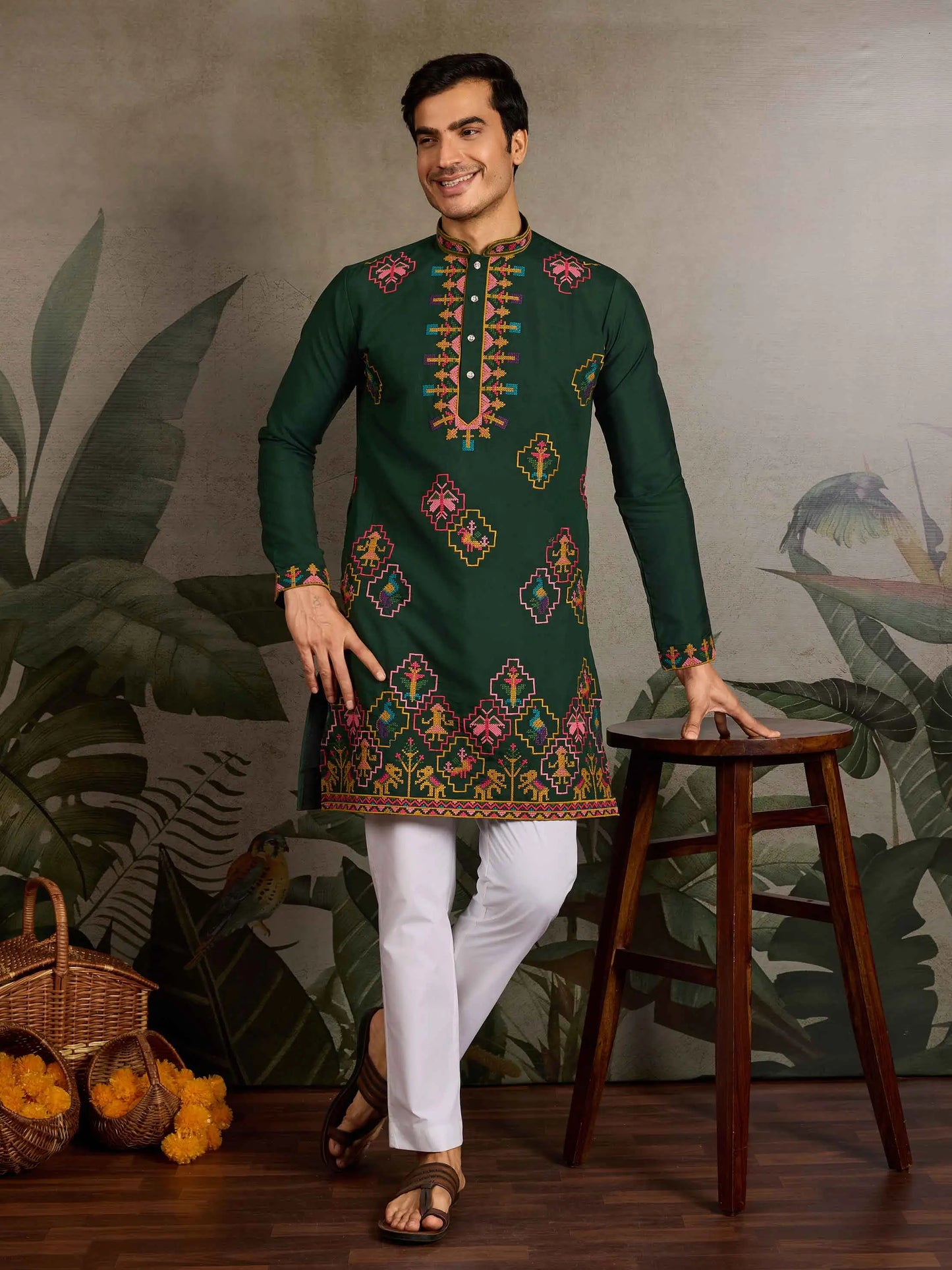 Festive Green Kurta Set with Multi-Thread Embroidery Work
