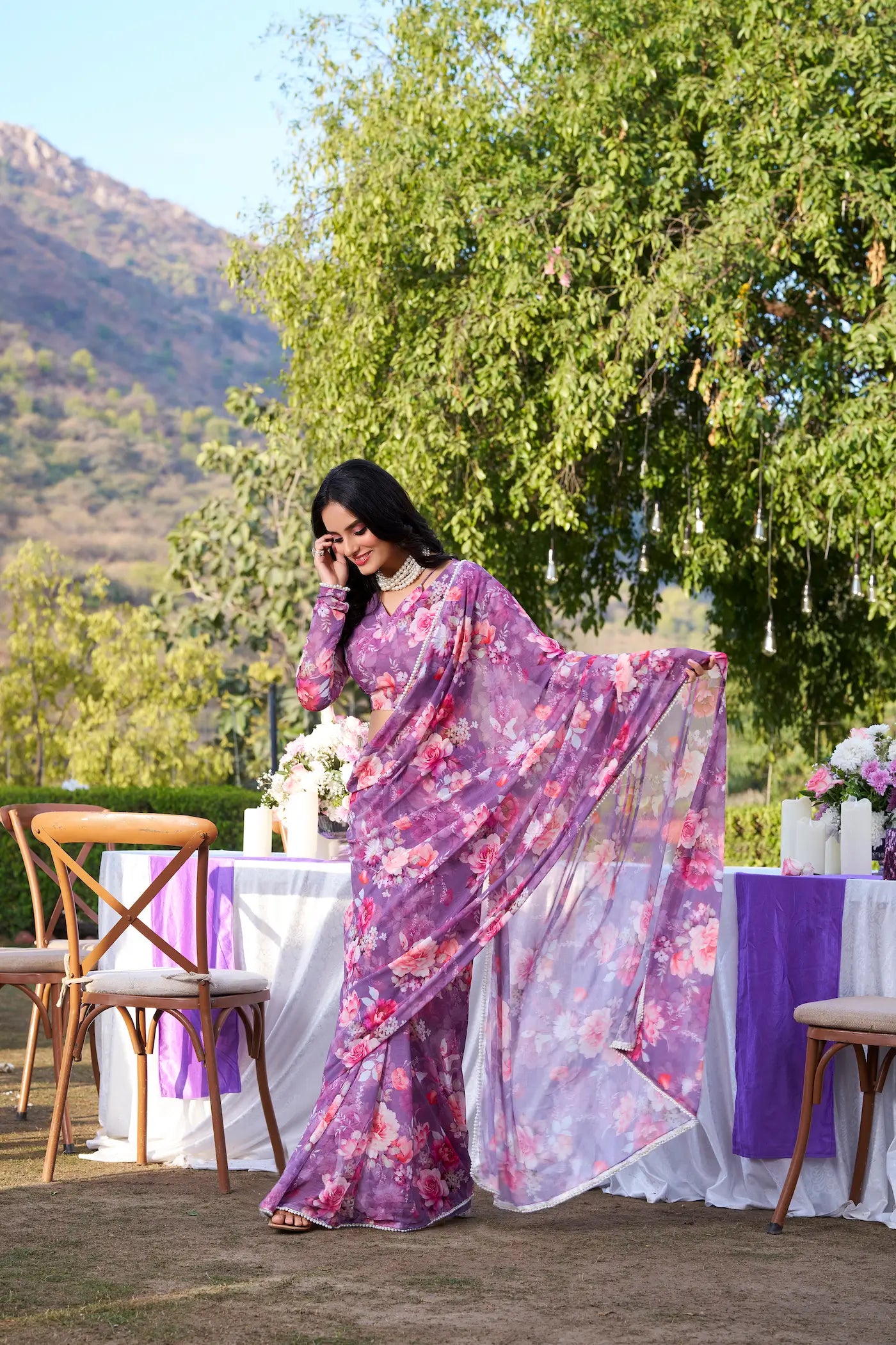 Onion Pink Weightless Marbal Saree With Floral Print & Pearl Lace Border