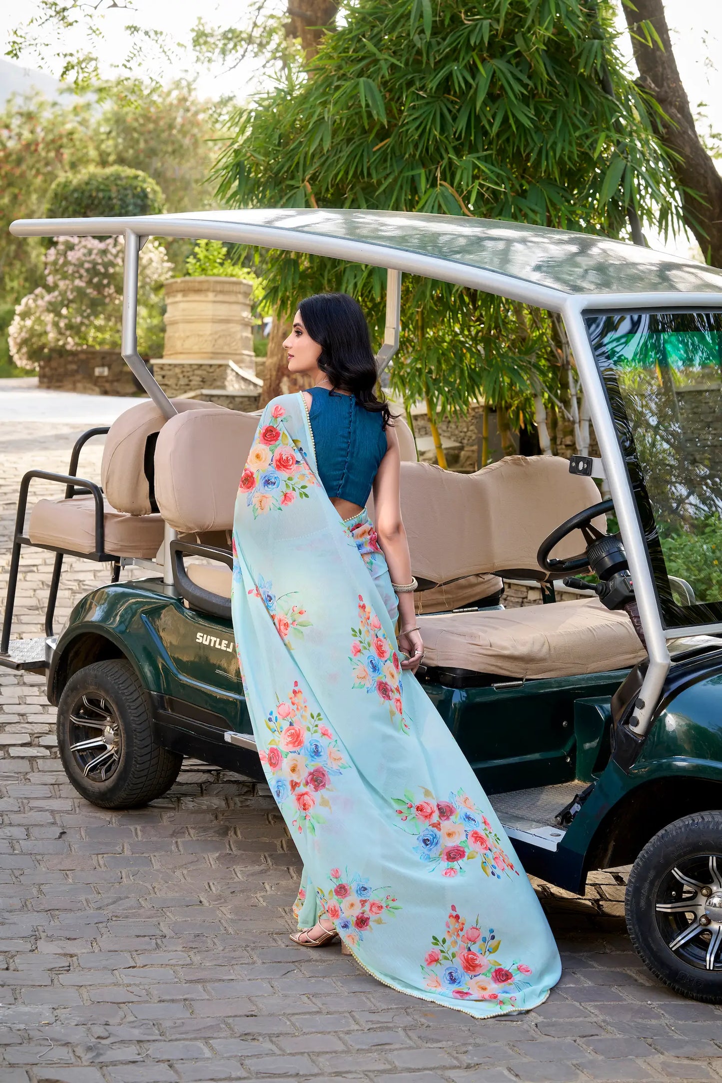 Sea Blue Weightless Marbal Saree With Floral Print & Lace Border