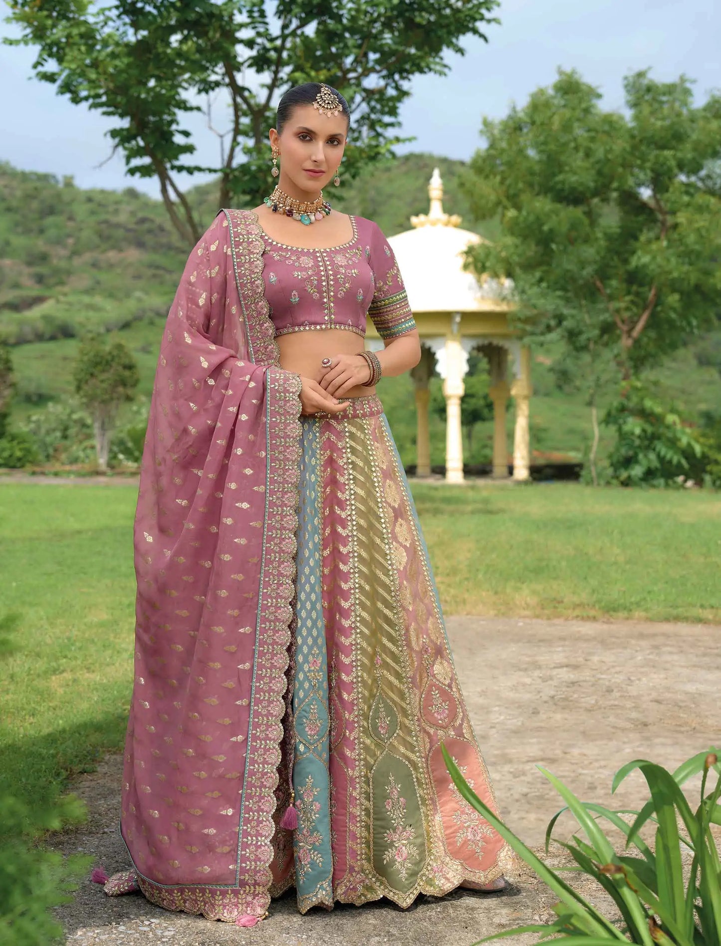 Mauve Bridal Lehenga With Heavy Khatli & Embroidery Work