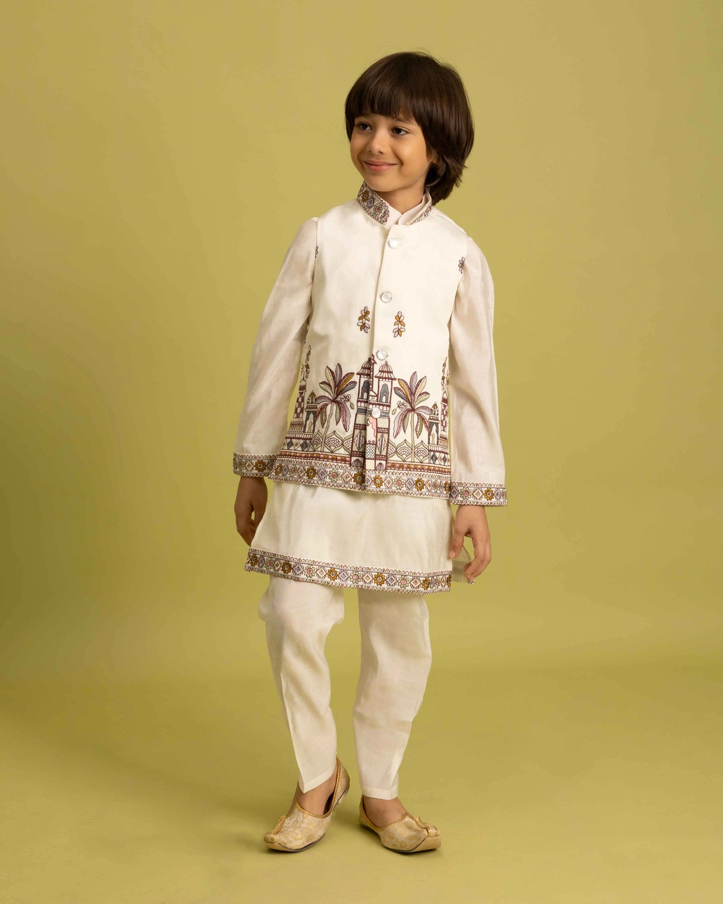 White Kurta Set With Thread Sequins Embroidery Work Koti