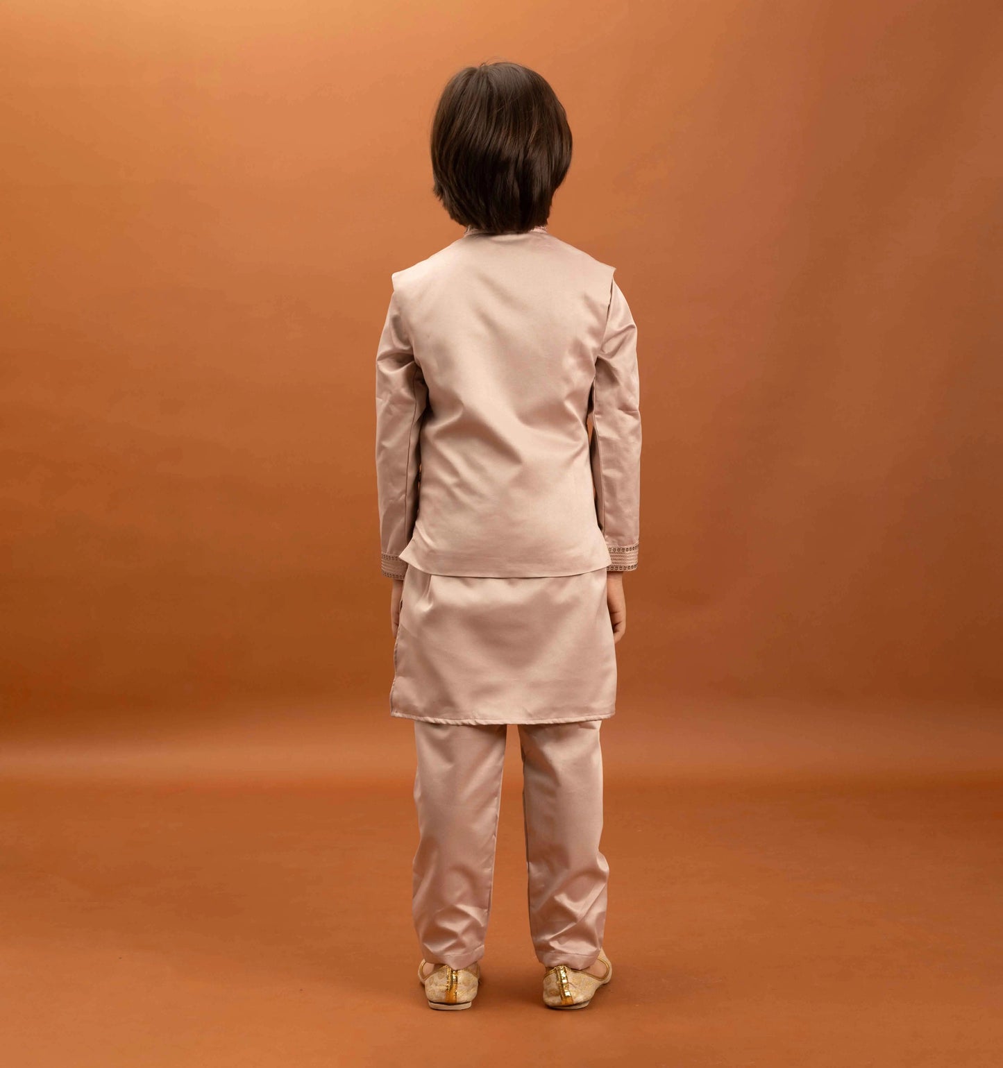 Rose Gold Kurta Set With Mirror & Sequins Embroidered Koti