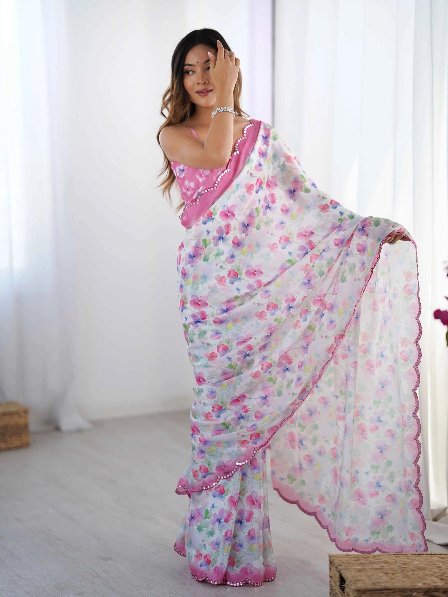 Dull Pink Digital Floral Print With Mirror Cut Work Saree